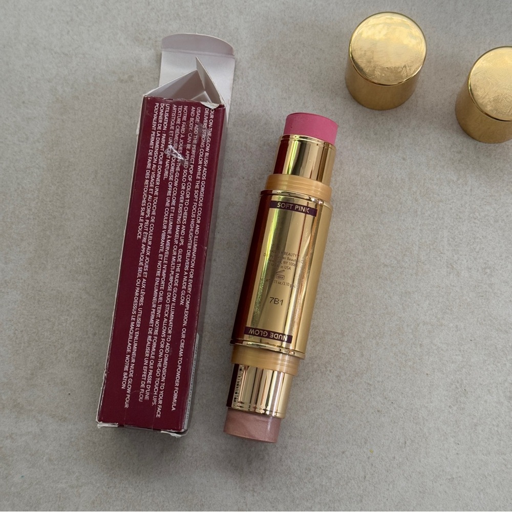 Wander Beauty On-the-Glow Blush & Highlighter Stick - Soft Pink / Nude Glow - Picture 3 of 3